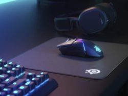 The SteelSeries Rival 650 wireless gaming mouse has dropped in price to $90
