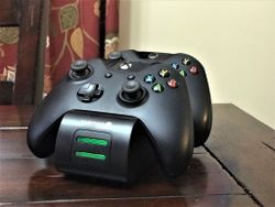 Best Xbox controller charging station