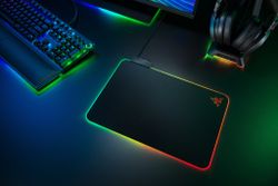 Razer Firefly V2 is a brighter and thinner RGB surface for your mouse