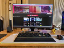 BenQ EW3280U 4K monitor review: 32 inches of great picture and sound