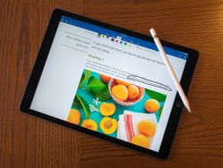 Microsoft testing Word and Excel trackpad support for iPad