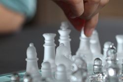 Enjoyed The Queen's Gambit? This 14-course chess bundle will help you become the next Beth Harmon