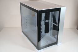 Review: Building a PC inside the Lian Li O11D Mini is dream-like