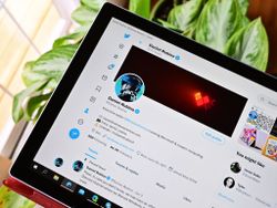 The official Microsoft Store Twitter app just switched to the new Edge