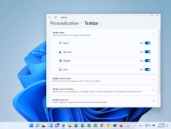 Closer look at the new Windows 11 Taskbar