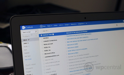 A quick look at security features on Microsoft's new Outlook.com email service