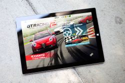 Microsoft claims Surface Pro 3 sales are 'outpacing' earlier models