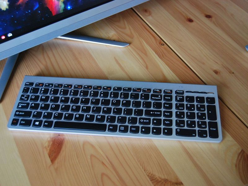 Lenovo IdeaCentre AIO 520S keyboard