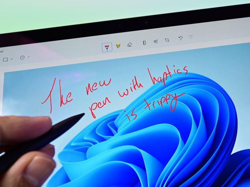 Surface Pro 8 Slim Pen 2 Writing